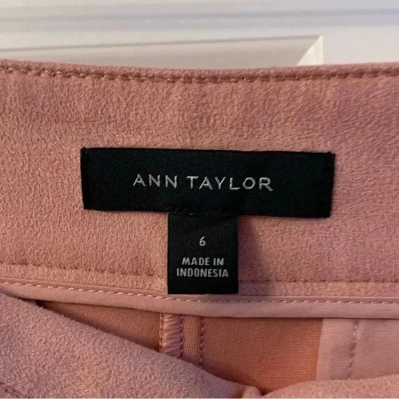 Ann Taylor The Faux Suede Wide Leg Crop Pant Pink 6 Culottes Pants Cropped - Picture 5 of 7